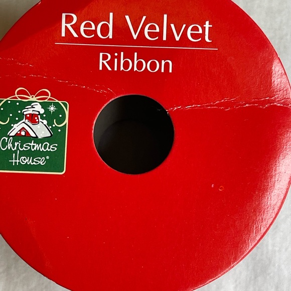 Red Velvet Ribbon Set - Picture 5 of 7